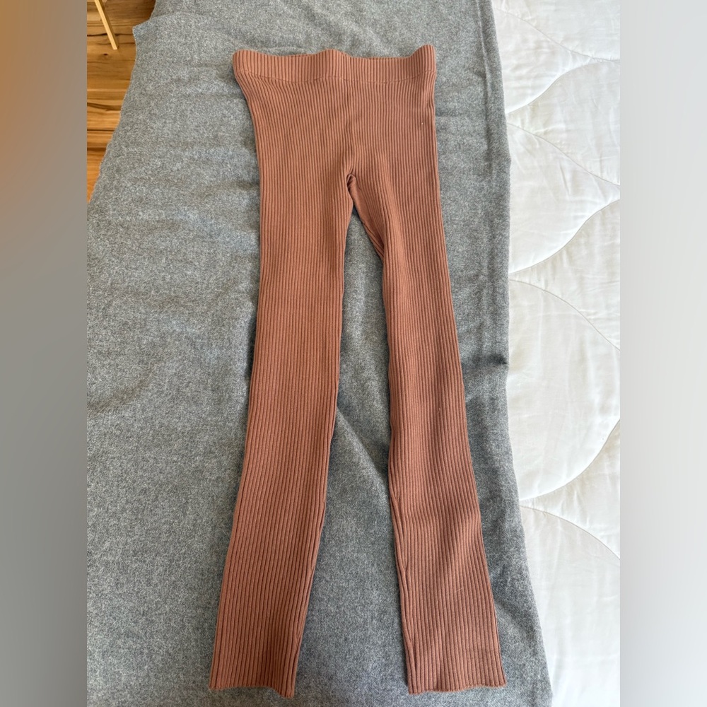 Lunya Ribbed Leggings in Rust- never worn